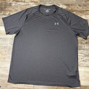 Under Armour Men's Charcoal Gray Tee
